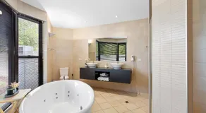 Merlot Verdelho Townhouses - Image 2