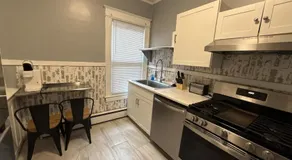 Lovely Studio Apartment Near Cobbs Hill - Image 4