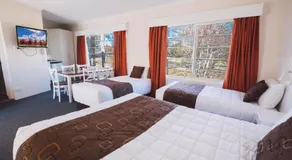 Boulevard Motel - Image 2