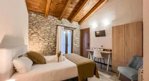El Forn de Freixenet - Casa Rural Completa - Image 2
