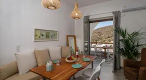 Areti's Milos Guesthouses - Image 3