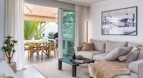 Lomas de La Quinta Modern Luxury Apartment Views - Image 2