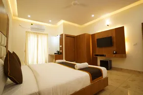 SUKHI A LUXURY STAY IN - Image 2