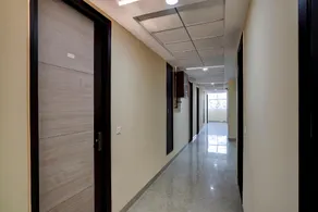 Hotel O Mt Corporate Suites Pari Chowk Near Pvr Ansal Plaza Greater Noida - Image 5
