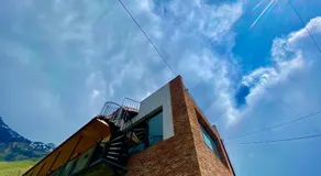 Veranda Guesthouse - Image 5