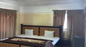 Onayaa Hotel - Image 2