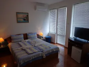 Guest House Villa Daniela Apartments - Image 3