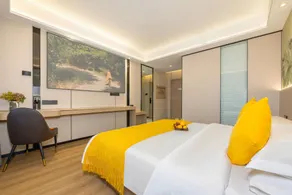 Jinbaihe Hotel (Liuzhou Five-Star Commercial Pedestrian Street Branch) - Image 2