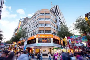 Rainbow Hotel - Image 4