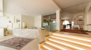 Hotel Degli Aranci - Image 2
