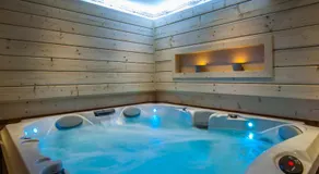 WILLA JAROSTA & SPA, reception, free parking, early check-in - Image 5