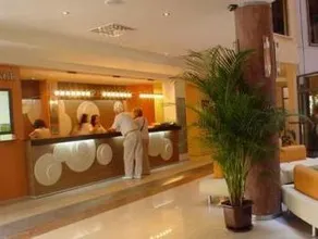 Smartline Meridian Hotel - Image 3