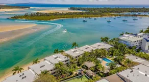 Noosa Luxury Apartment - Image 5