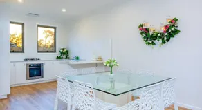 MALIBU House - BEACH & HOT SPRINGS - 16 guests - Image 4