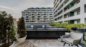 E3 Luxury OldTown Apt - Free Parking, Supermarket, PCscreen, Netflix, Unlimited Music, Aircon - Image 2