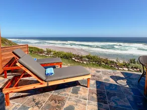 Mes Amis Beach Guest House - Image 1