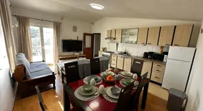 Royal Diana Apartments - Image 3