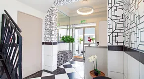 55 on Main Guesthouse and Spa - Image 4