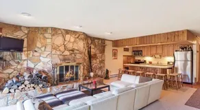 Hunter Mountain Retreat Incredible Views, Pool, Fire Pit - Image 2