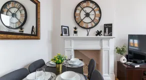 Acton Central apartment - Image 3