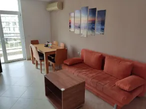 Ideal three bed apartment for families closed to the Beach - Image 2