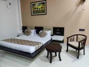 OYO Login Rooms - Image 5