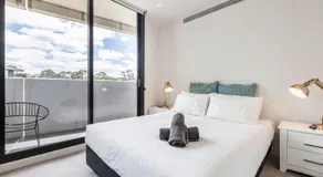 Abbotsford Short Stay Luxury Style & Location - Image 2