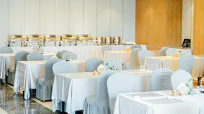 Junde Hotel - Image 2