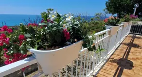 Margareth suite and terrace - Image 4