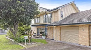 2 - 2 Cooloon St, Hawks Nest - Image 4