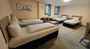 Hotel Kölner Hof - Image 2