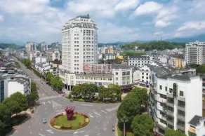 Tai Ning Hotel - Image 4