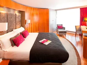 Mercure Brigstow Bristol Hotel - Image 2
