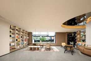 Atour Hotel Shanghai Center Tianzifang - Image 3