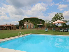 Romantic Farmhouse with Pool - Image 4