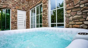 Designhaus - WHIRLPOOL - TERRASSE - GARAGE - 10 PERSONEN - AUFZUG - KÜCHE - FAMILIENFREUNDLICH - WIFI - NETFLIX - Image 2