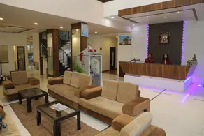 Hotel Shashinag Residency - Image 2