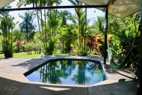 Two houses with a private pool. - Image 2