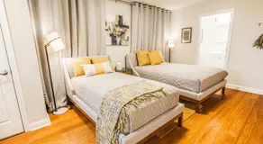 The Inn at Newton Highlands - Image 2