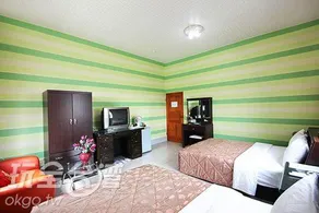 Reny Lake Warm Hostel - Image 2