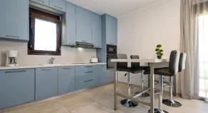 Villa med havsutsikt, kort promenad till stranden, restauranger, barer och 3 km från Lindos! - Image 5