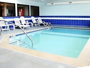 A VICTORY SUITES - WARREN - Image 4