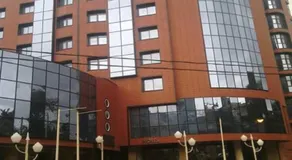 Le Cristale Hotel - Image 3