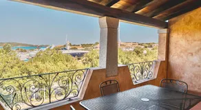 ISA-Marina Beach Residence with private beach in Marinella - Image 4