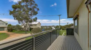 Stradbroke - Central Metung Escape - Image 5