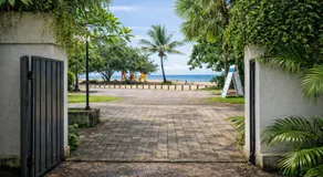 The Confidential Mandalika - Sea Front Hotel - New Starlink 70Mbps WiFi - Free Gym Access - Image 3