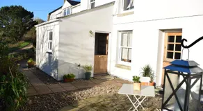 6 Trungle Terrace - Image 3