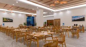 Yunxianju Tea Culture Theme Hotel - Image 4