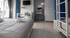 The Moon Hostel Huahin - Image 2
