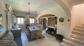 Private Swimmingpool in Cottage - Image 2